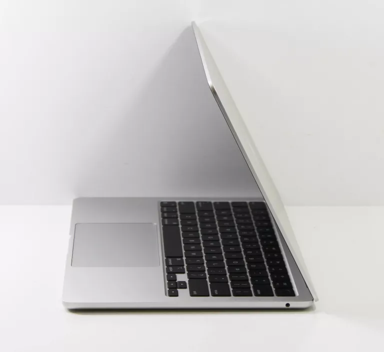 laptop-apple-macbook-air-a2681-136-8-gb-256-gb-stan-11323-2