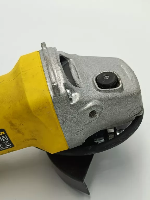 szlifierka-katowa-stanley-fmeg225vs-rodzaj-zasilania-128529-2