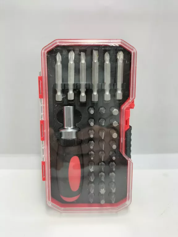 zestaw-bitow-z-srubokretem-34-elementy-wroclawska-16-bytom