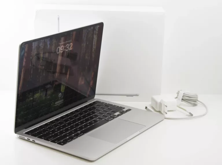 laptop-apple-macbook-air-a2681-136-8-gb-256-gb-wojciechowskiego-39-warszawa