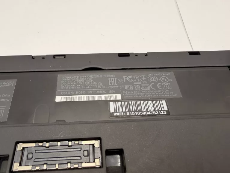 laptop-lenovo-thinkpad-a475-amd-pro-a12-8830b-8256gb-rodzaj-karty-graficznej-1234-1