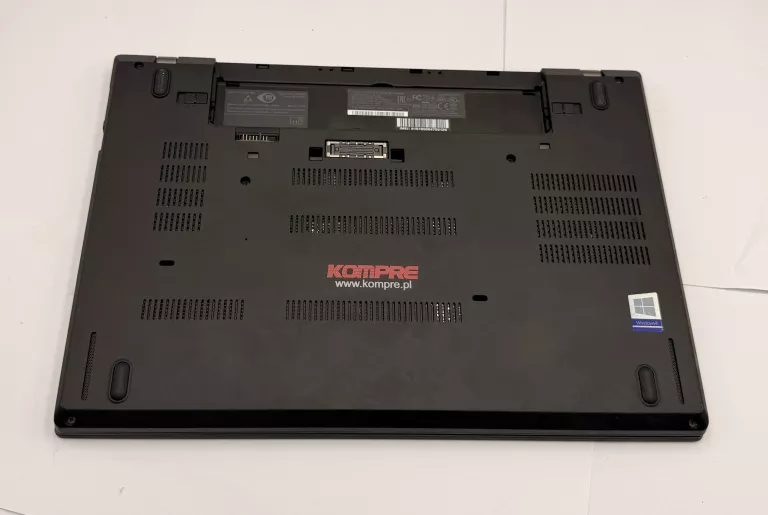 laptop-lenovo-thinkpad-a475-amd-pro-a12-8830b-8256gb-typ-dysku-twardego-128550-2