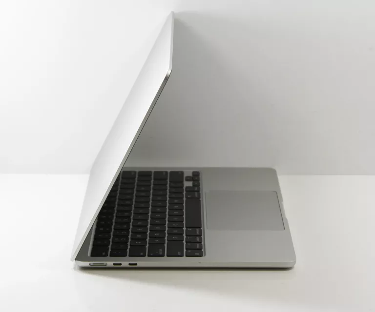 laptop-apple-macbook-air-a2681-136-8-gb-256-gb-ean-gtin-194253080619