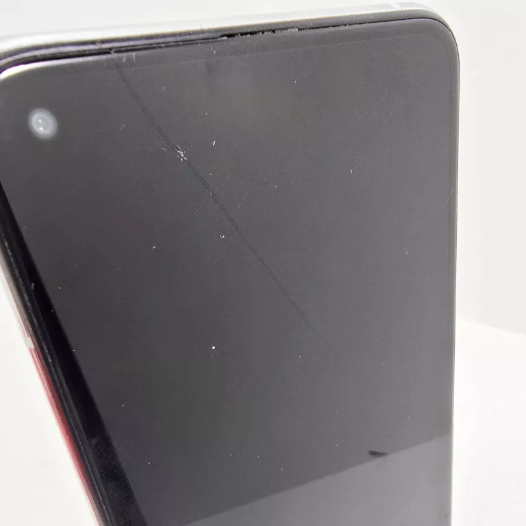 telefon-xiaomi-mi-10t-6gb128gb-przekatna-ekranu-667