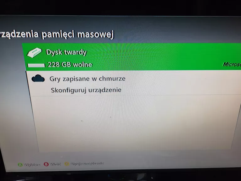 konsola-xbox-360e-250gb-pad-zalaczone-wyposazenie-konsola-2x-pad-przewodowy-kable