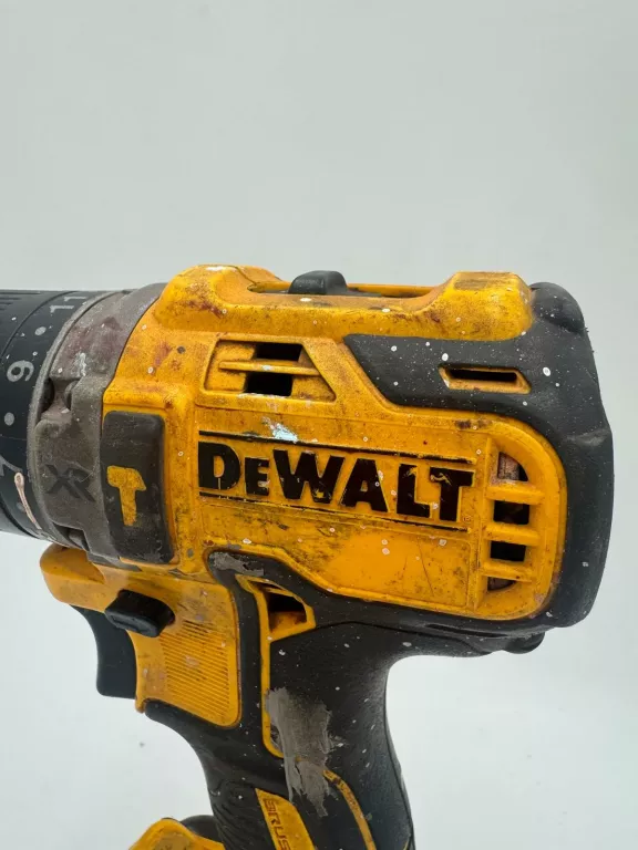 wkretarka-dewalt-dcd796-2aku-ladowarka-marka-248811-950256