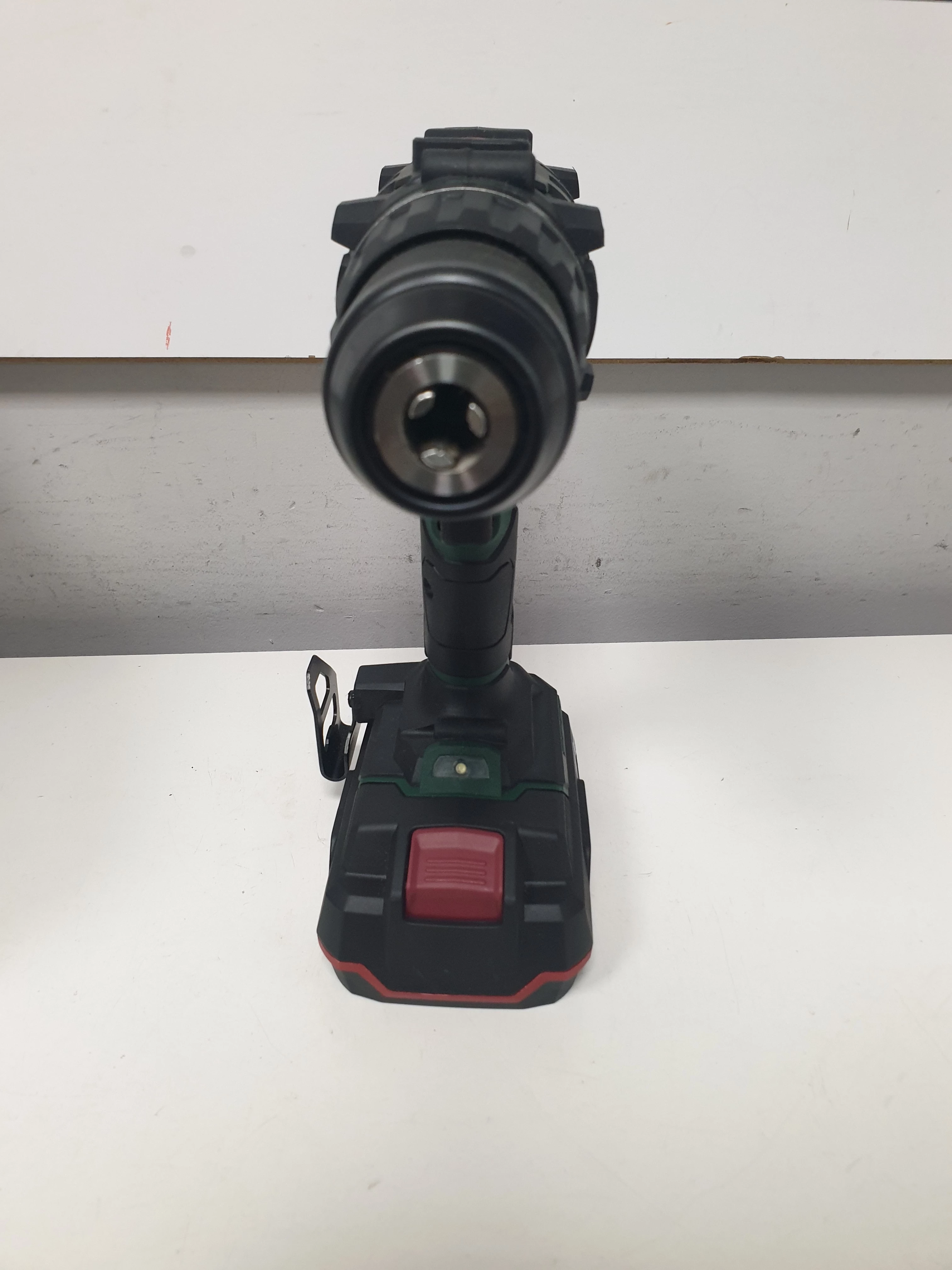 wkretarka-parkside-pabs-20-li-h9-walizka-aku-2-ah-ladowarka-typ-uchwytu-129629-1