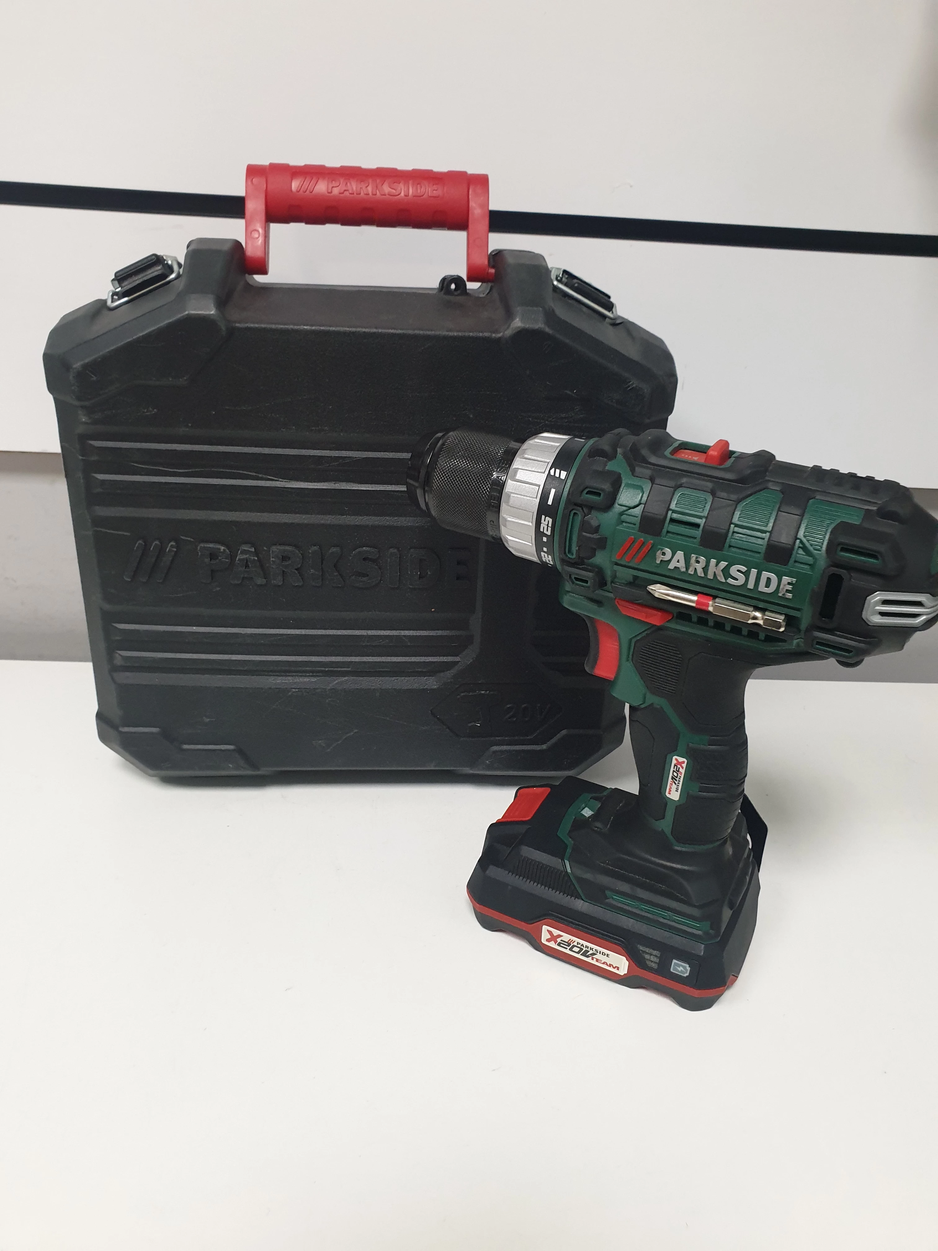 wkretarka-parkside-pabs-20-li-d4-walizka-jeden-akumulator-ladowarka-jaworzynska-46-legnica-sj