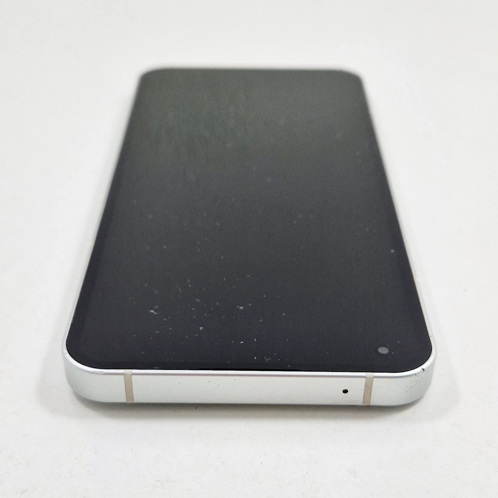 nothing-phone-1-12256-gb-5g-bialy-opis-przekatna-ekranu-655