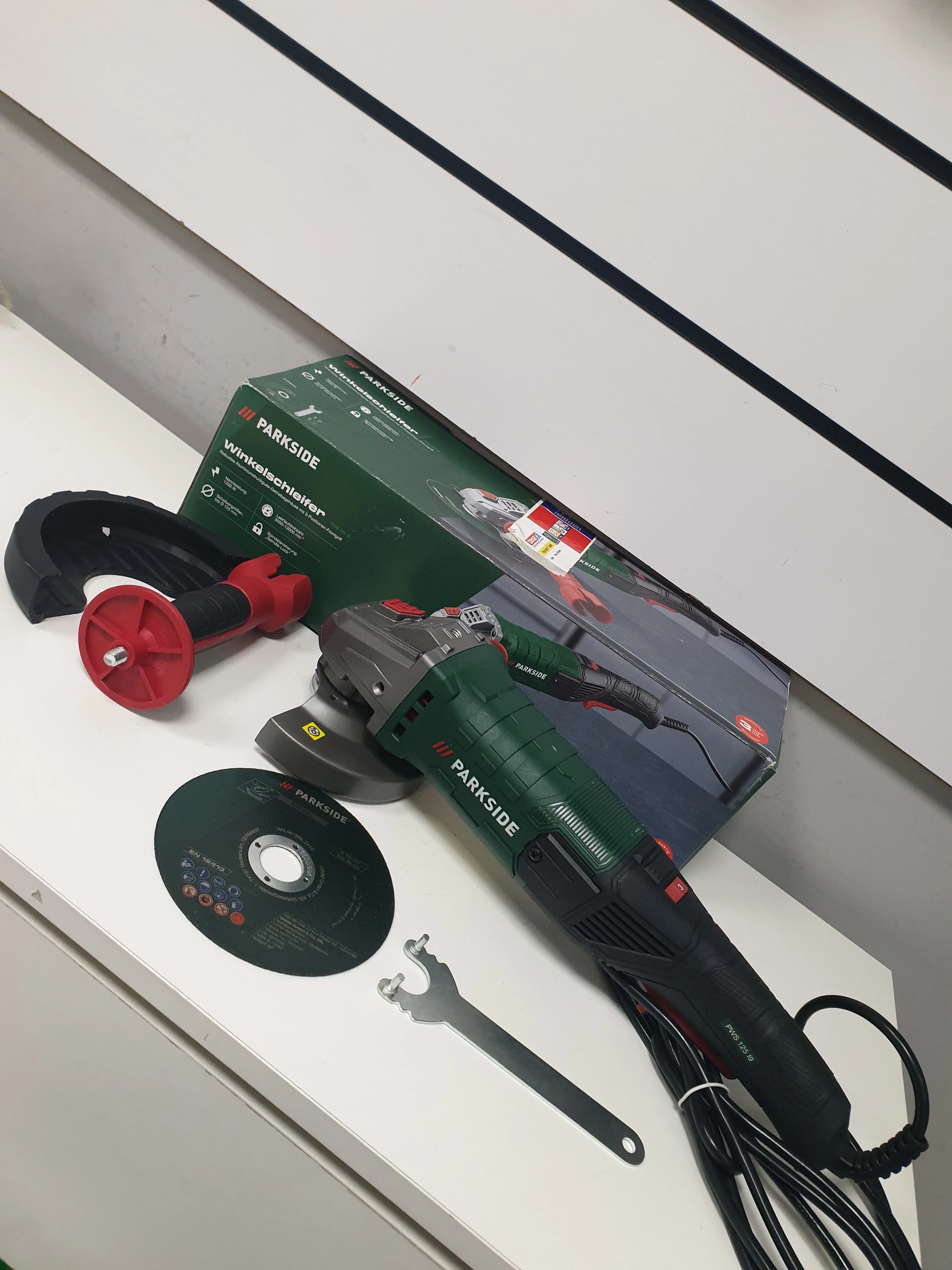 szlifierka-katowa-parkside-pws-125-i9-1200-w-stan-11323-2