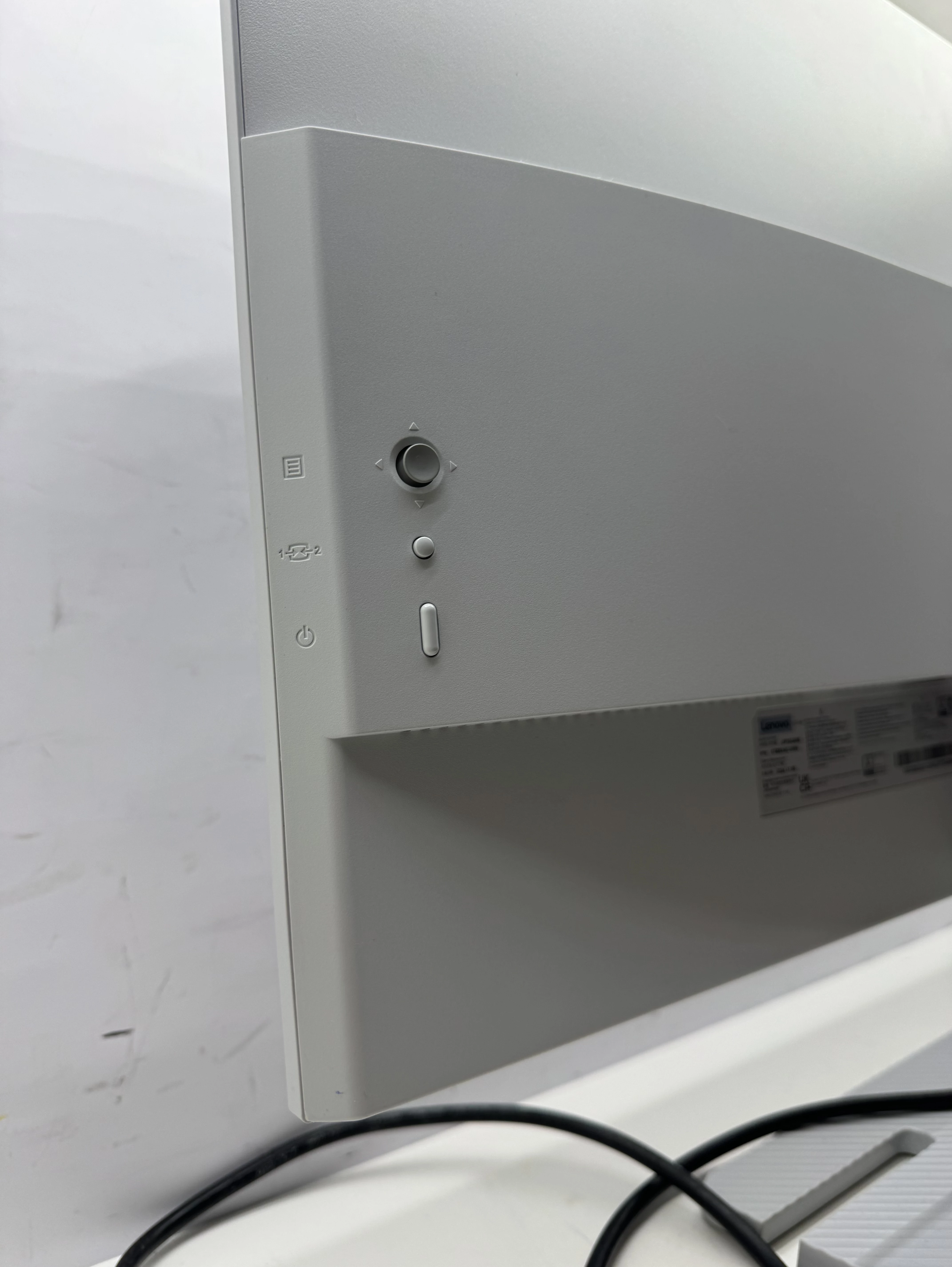 monitor-komputerowy-lenovo-l27i-4a-27-1920x1080-px-ips-100-hz-led-kod-producenta-67bekac1eu