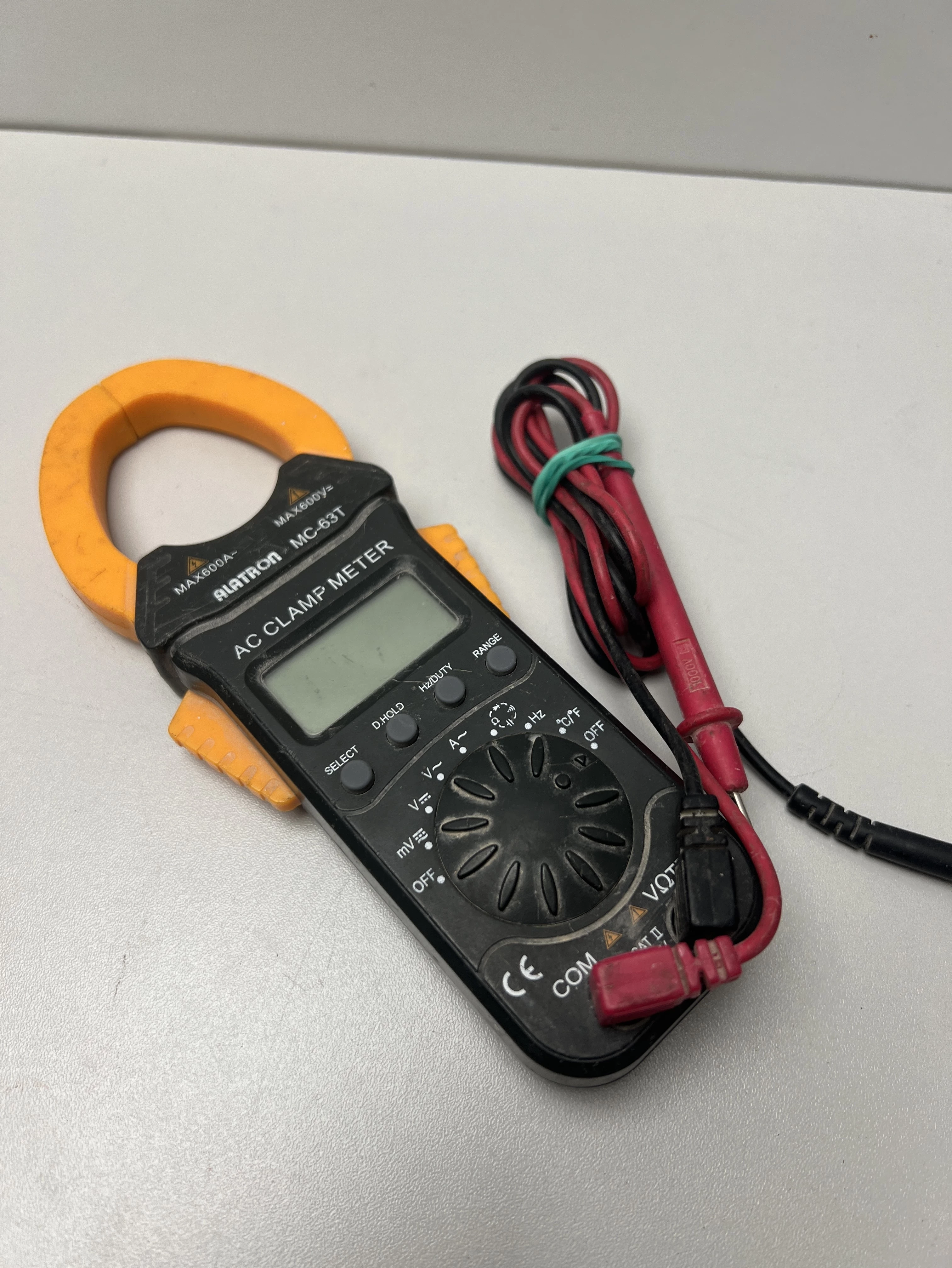 cyfrowy-multimetr-miernik-cegowy-wroclawska-80-legnica