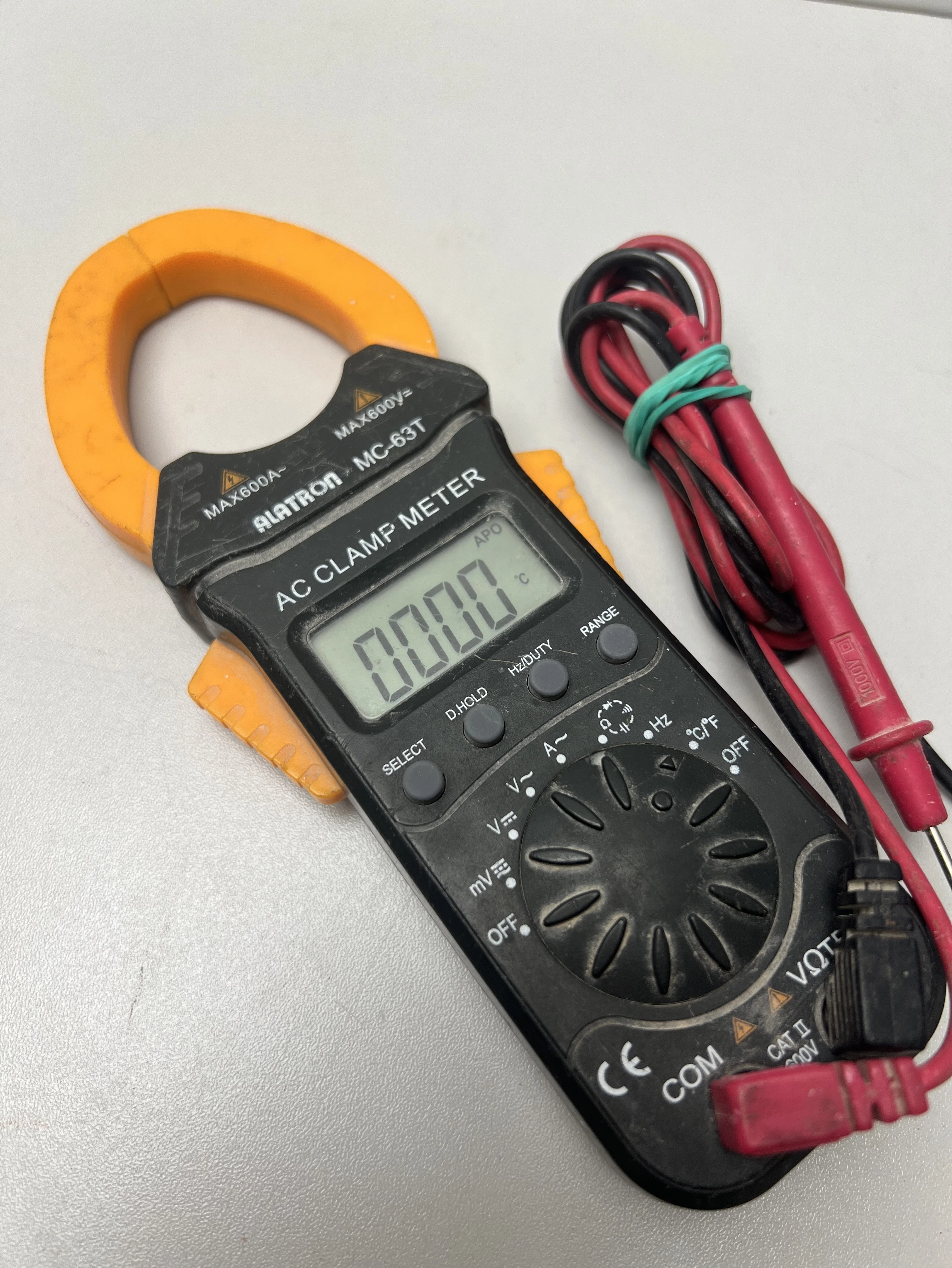 cyfrowy-multimetr-miernik-cegowy-wroclawska-80-legnica