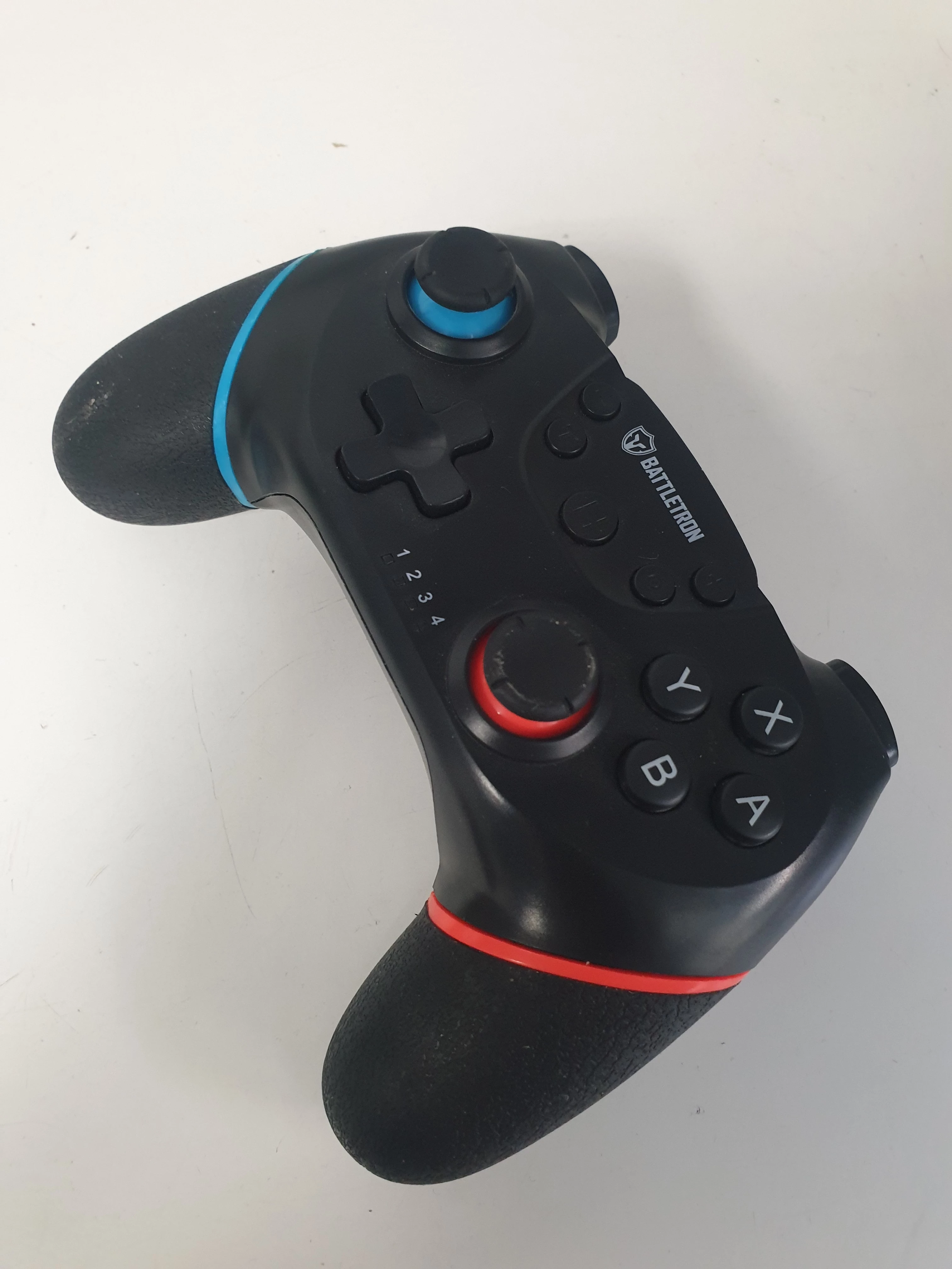 battletron-pad-bezprzewodowy-do-konsoli-nintendo-switch-sposob-podlaczenia-210654-2