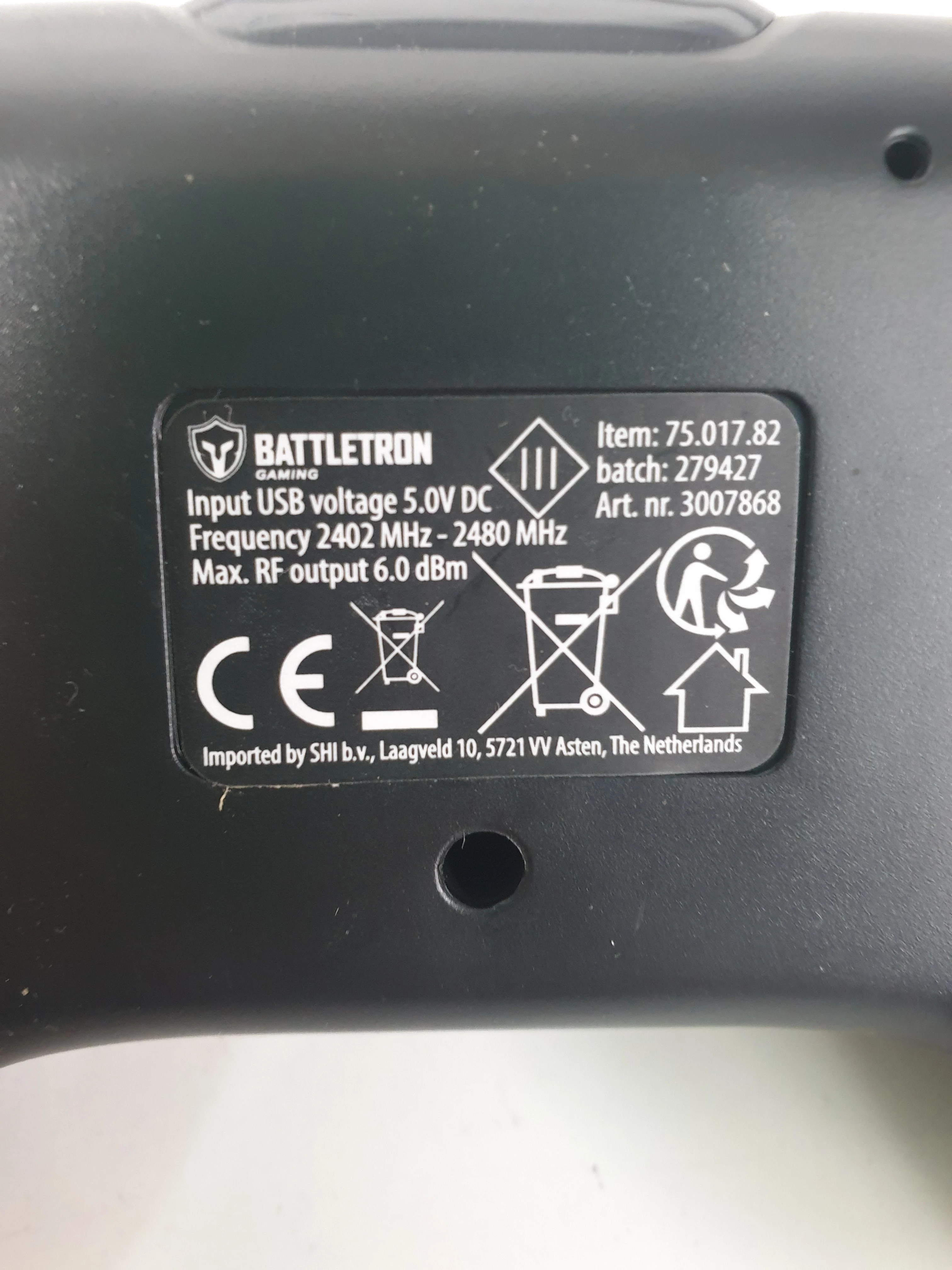 battletron-pad-bezprzewodowy-do-konsoli-nintendo-switch-pochodzenie-210658-243446