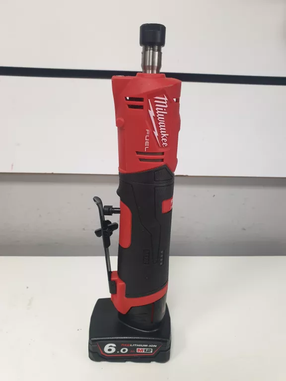 milwaukee-m12-fdgs-prosta-szlifierka-trzpieniowa-3-biegowa-12v-aku-60a-ean-gtin-4058546290634