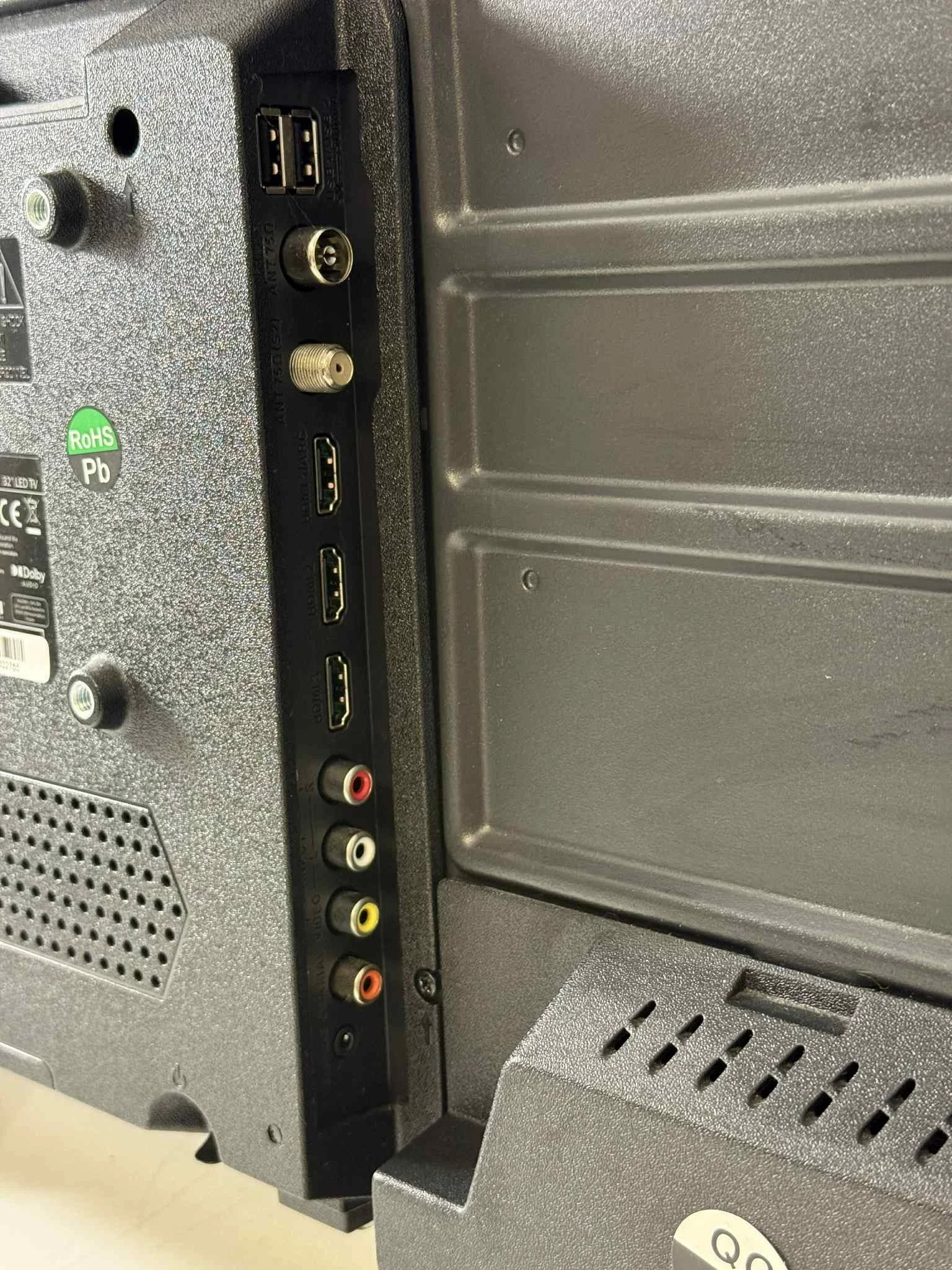 telewizor-led-qilive-q32h231b-32-hd-ready-czarny-ean-gtin-3665257452780