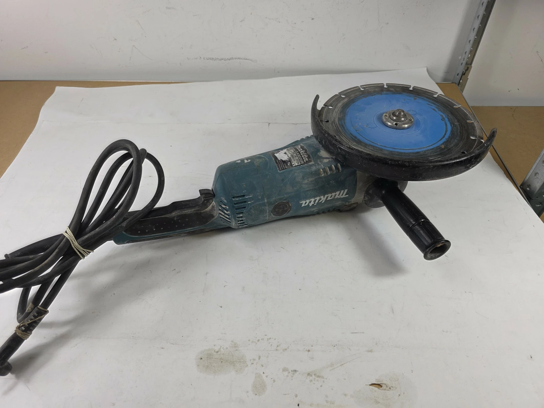 szlifierka-katowa-makita-ga9020r-milczanska-7f-szczecin-rs