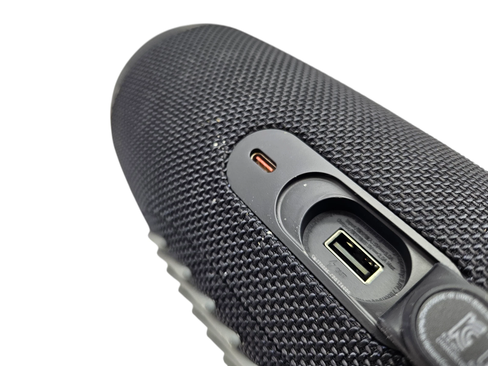 glosnik-przenosny-jbl-charge-5-czarny-funkcje-221089-2