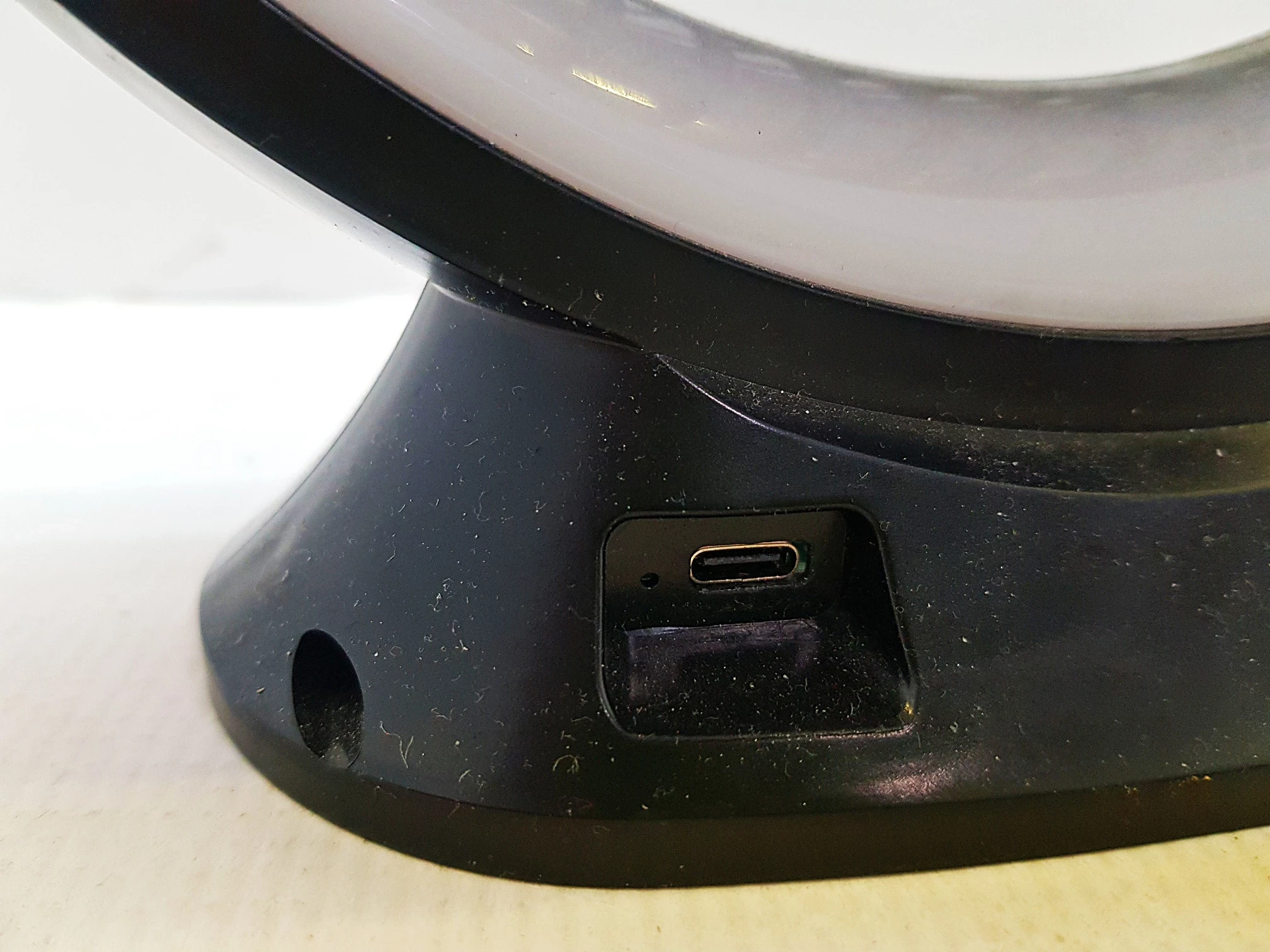 wentylator-z-podswietleniem-hoffen-ad-080358-pudelko-kod-producenta-000