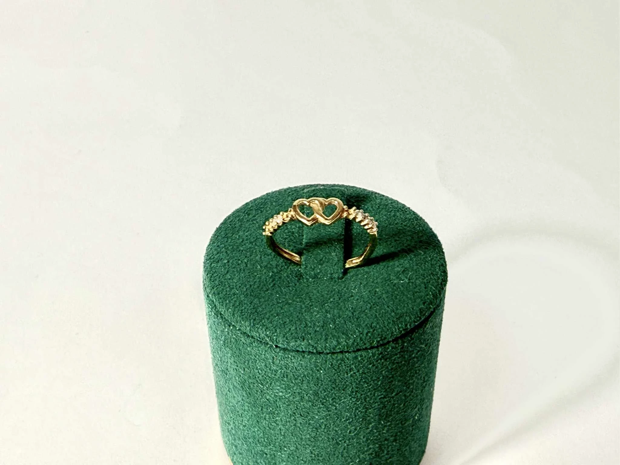 wyjatkowy-zloty-pierscionek-pr-333-waga-084-rozmiar-9-glogowska-1a-gora