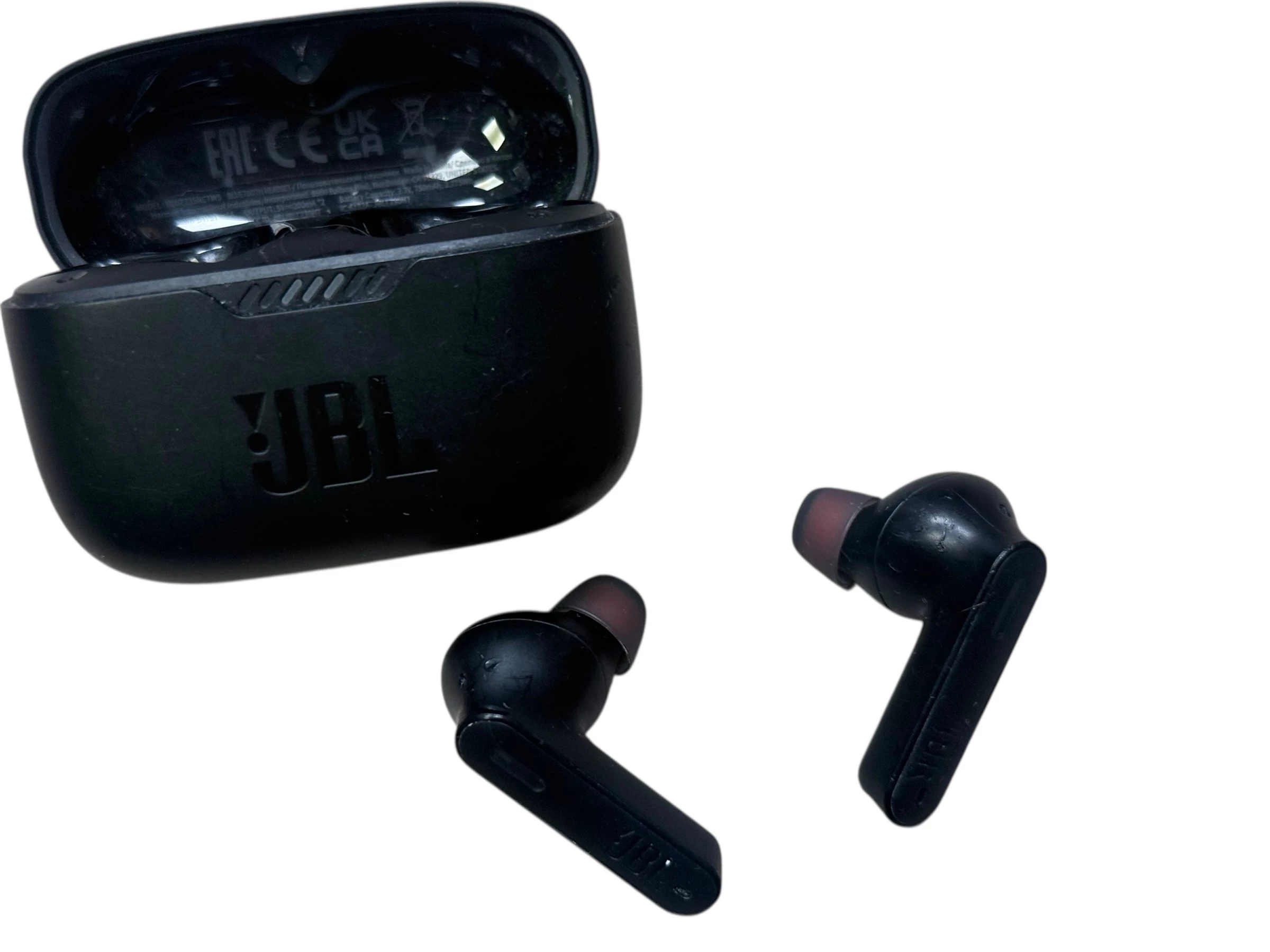 sluchawki-bezprzewodowe-dokanalowe-jbl-tune-245nc-kosciuszki-4-jaslo-tsc2-sj