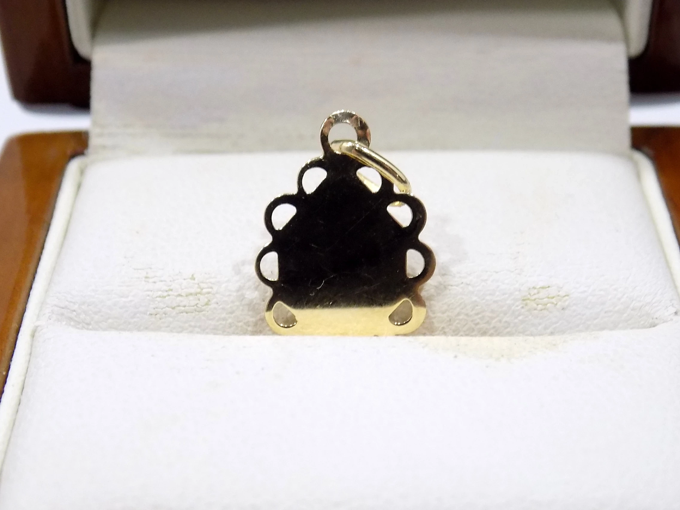 zlota-zawieszka-maria-waga-okolo-061g-proba-585-material-15835-2