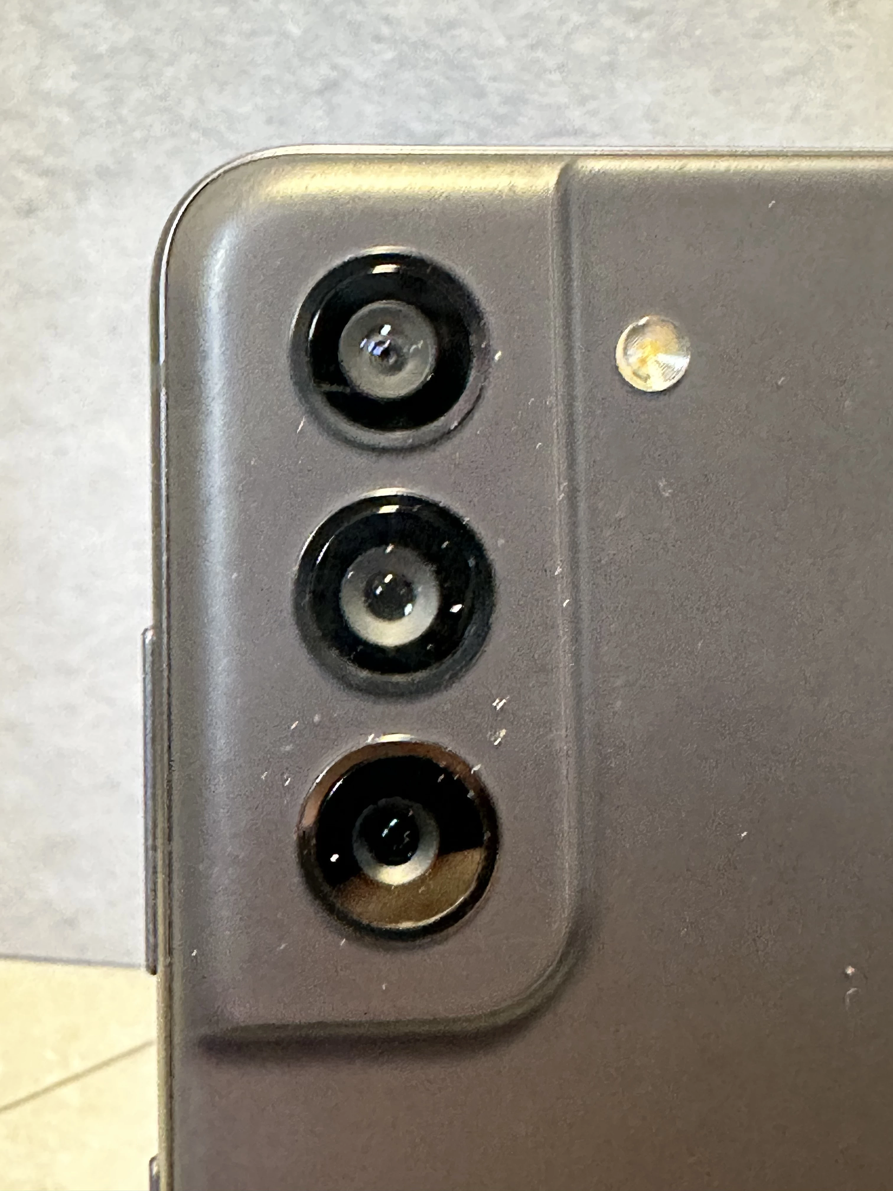 telefon-samsung-galaxy-s21-fe-5g-6128gb-521-kod-producenta-sm-g990bzafeue