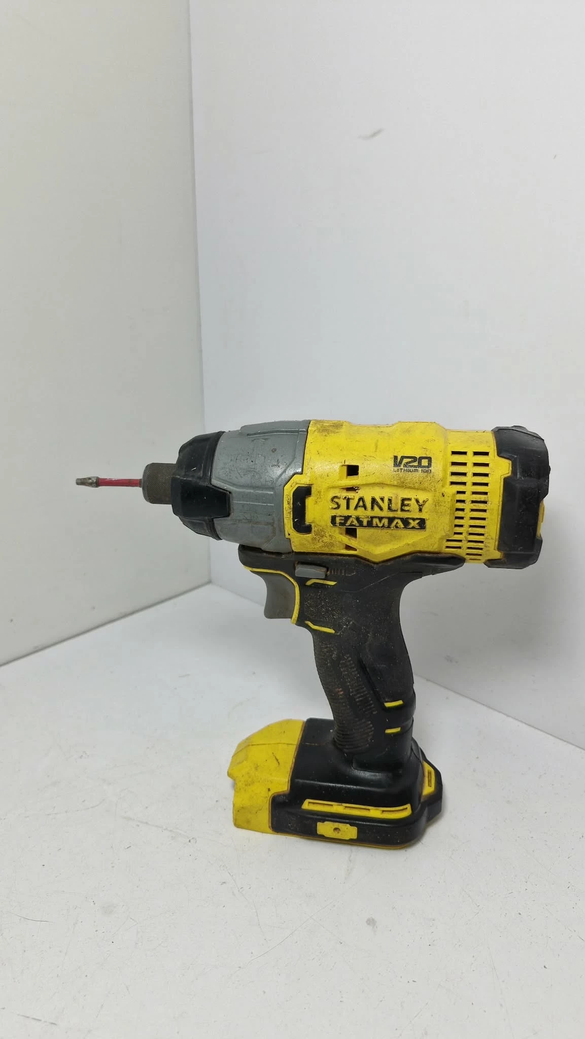 stanley-zakretarka-udarowa-sfmcf800-18v-fatmax-v20-rodzaj-silnika-204657-221321