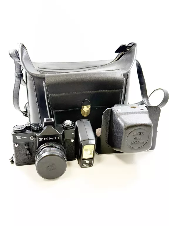 aparat-zenit-12xp-obiektyw-helios-44m-4-lampa-blyskowapokrowiectorb-krupowki-75-zakopane