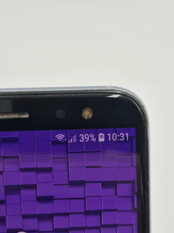 telefon-samsung-a6-32gb-3gb-ram-przekatna-ekranu-560