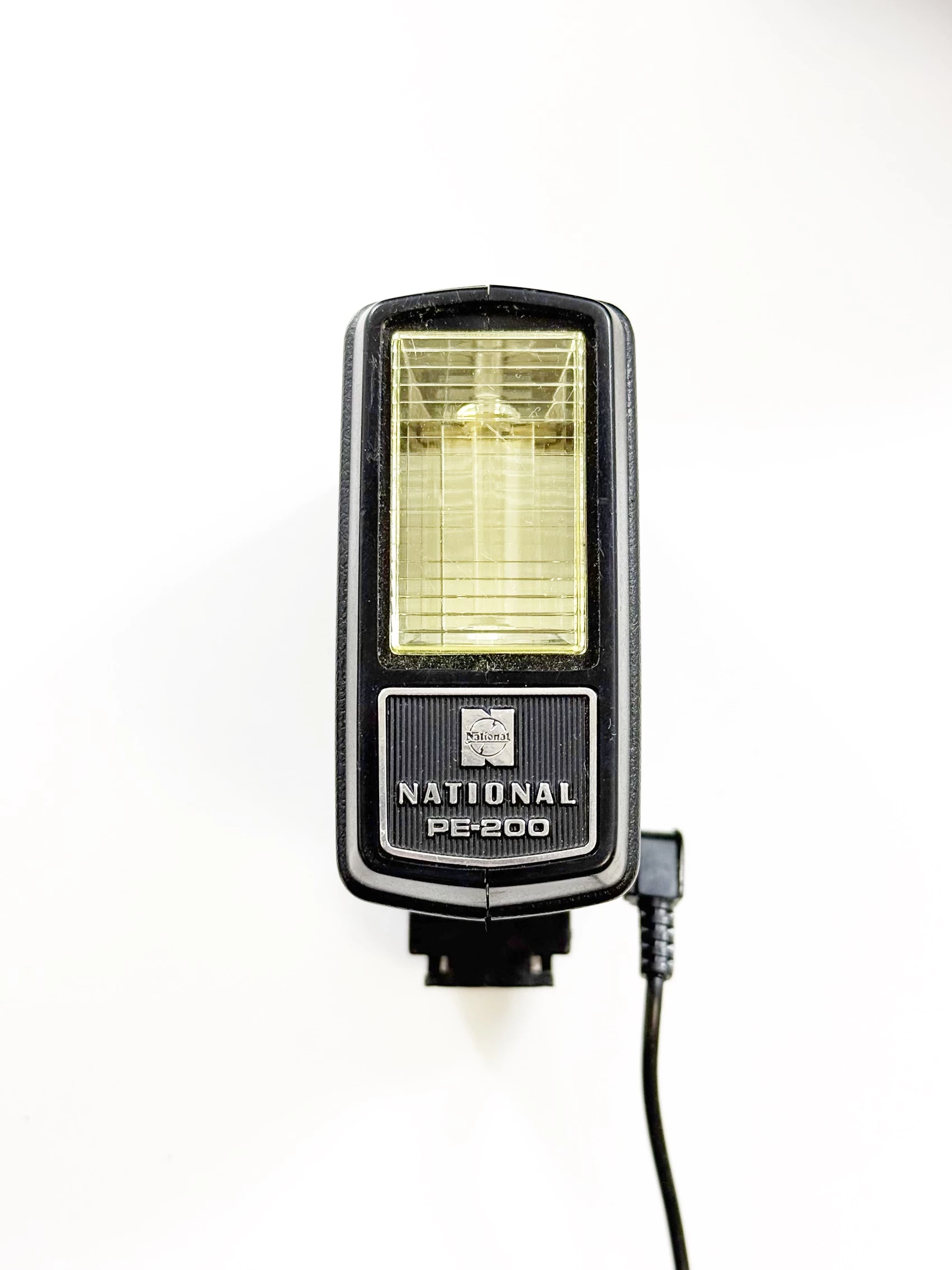 aparat-zenit-12xp-obiektyw-helios-44m-4-lampa-blyskowapokrowiectorb-model-zenit-12xp