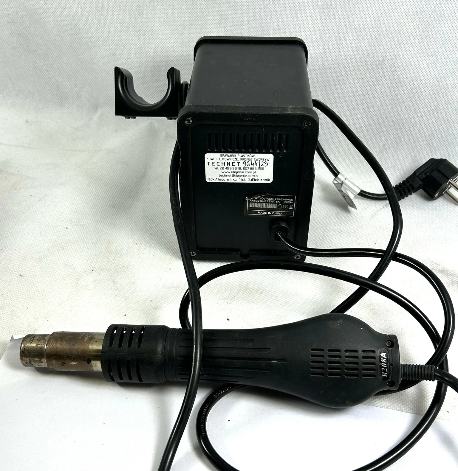 stacja-lutownicza-lutownica-spawarka-hot-air-858d-smd-bga-100c-500c-700w-kod-producenta-858d