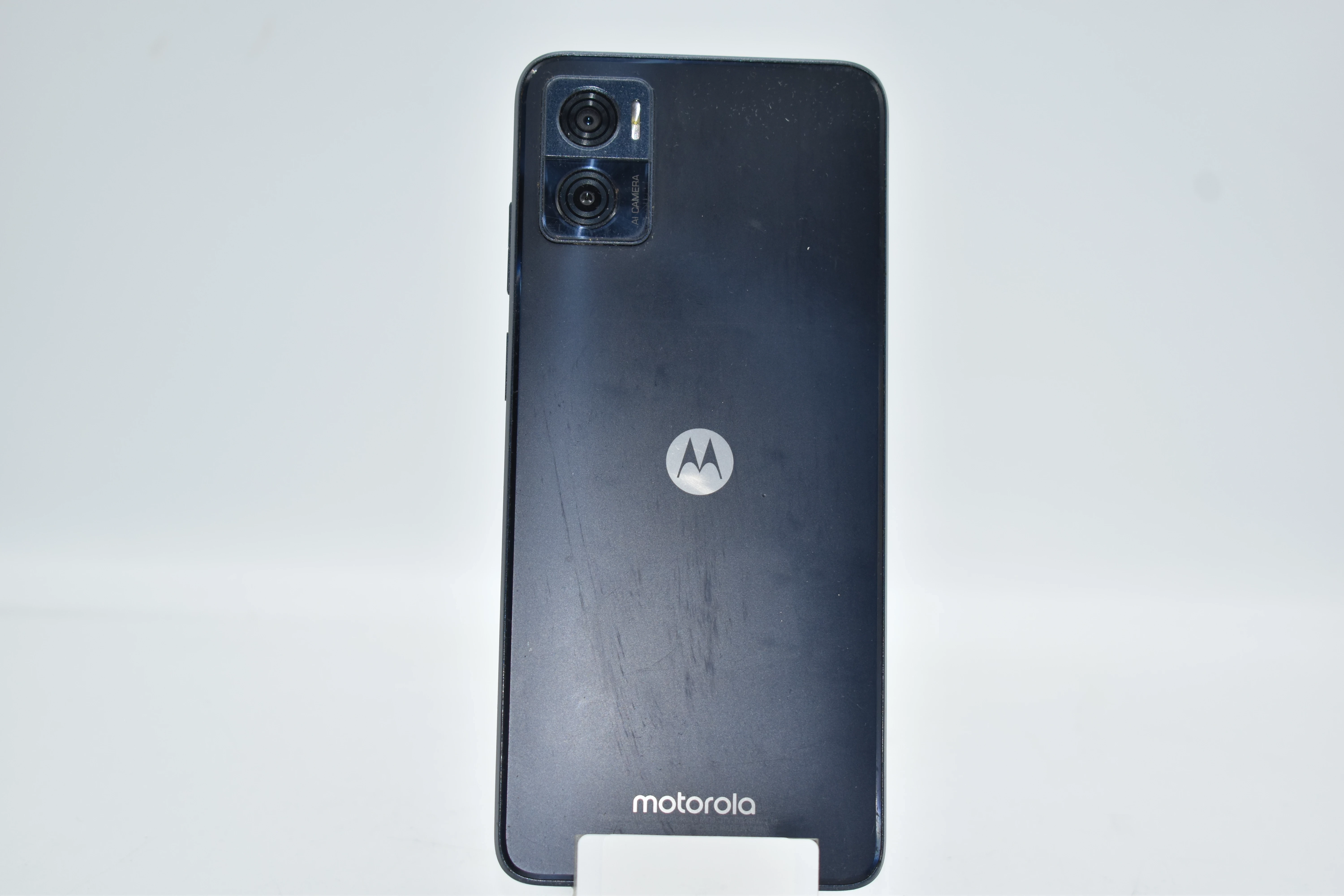 telefon-motorola-moto-e22-ean-gtin-0840023236143