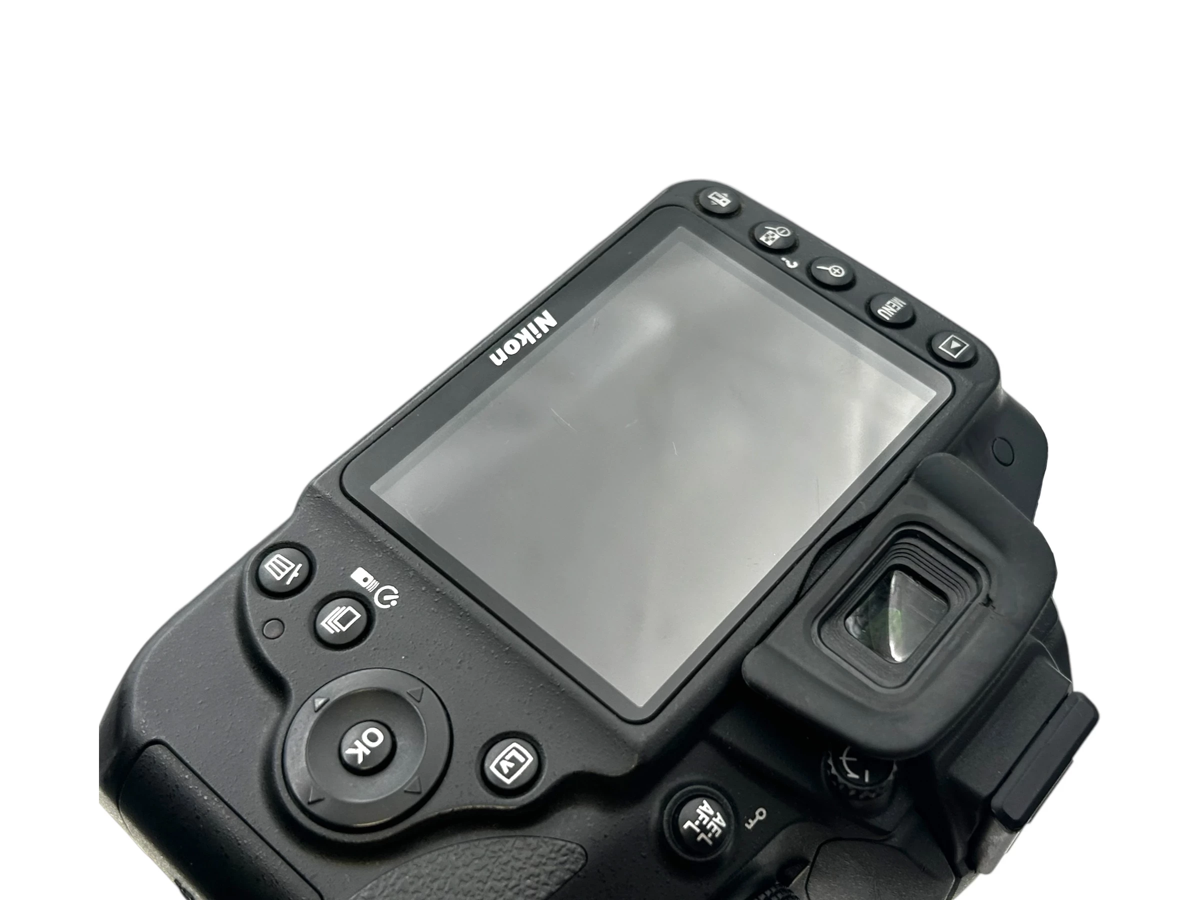 aparat-nikon-d3200-obiektyw-18-55mm-karta-8gb-pokrowiec-przeb-52k-model-nikon-d3200-18-55-mm