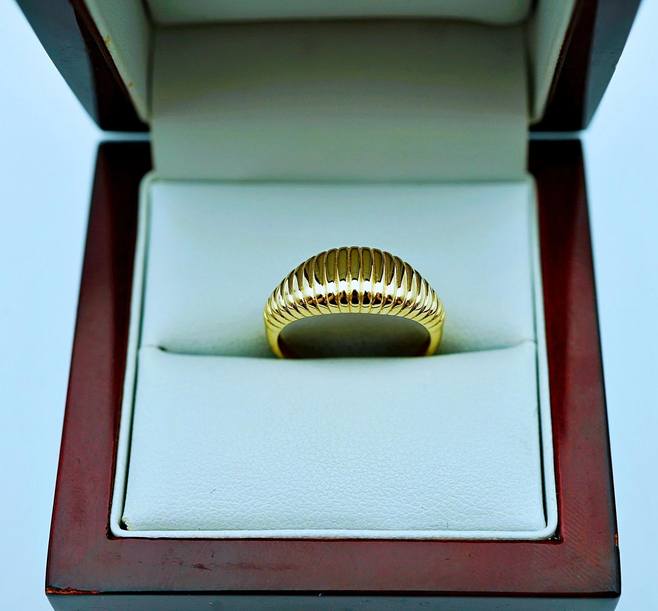 niezwykly-zloty-pierscionek-pr-585-108g-r17-14k-stan-11323-2