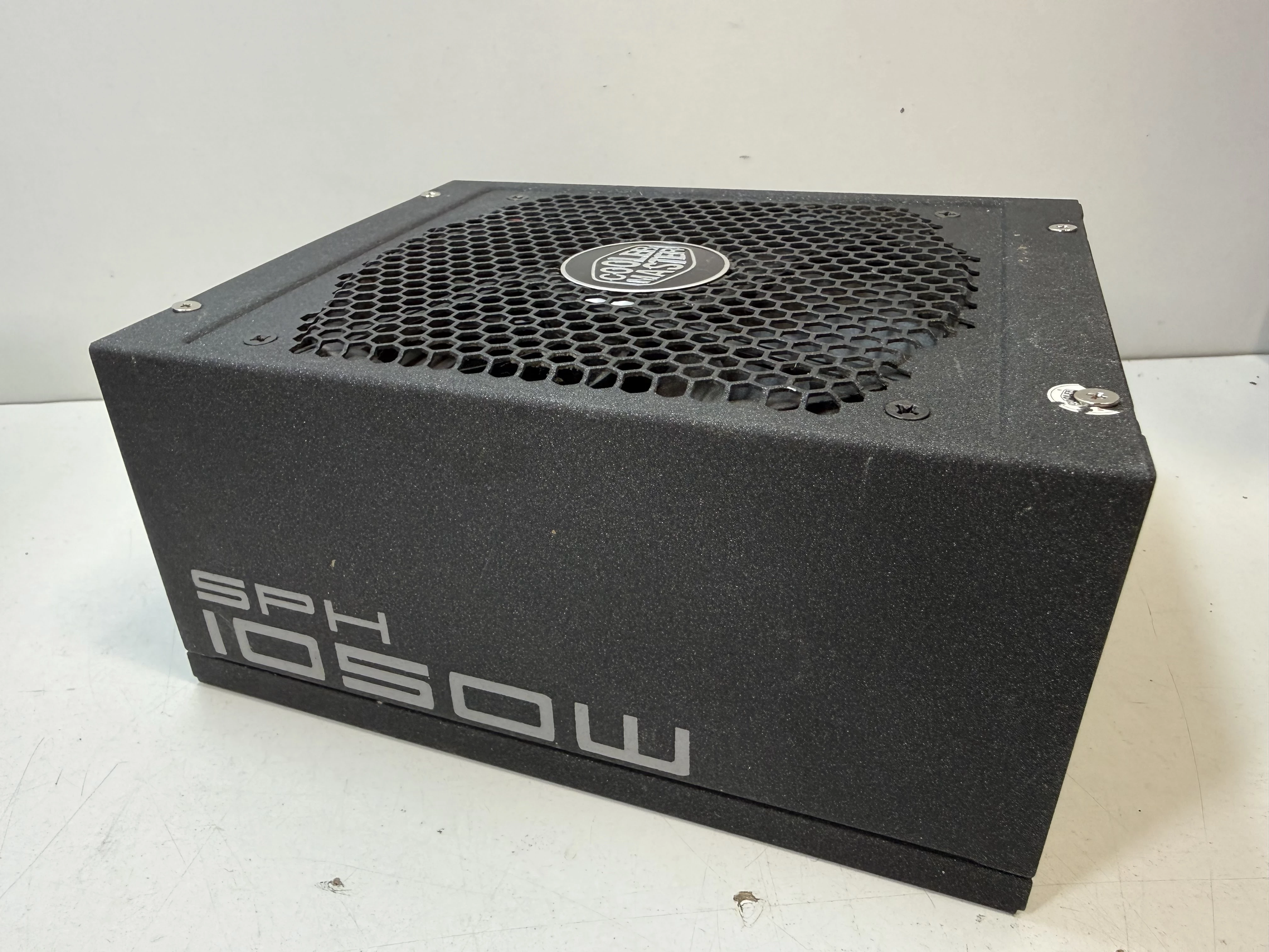 zasilacz-cooler-master-silent-pro-hybrid-850w-moc-zasilacza-750