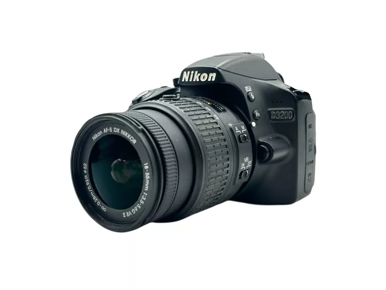 aparat-nikon-d3200-obiektyw-18-55mm-karta-8gb-pokrowiec-przeb-52k-ean-gtin-0018208997404
