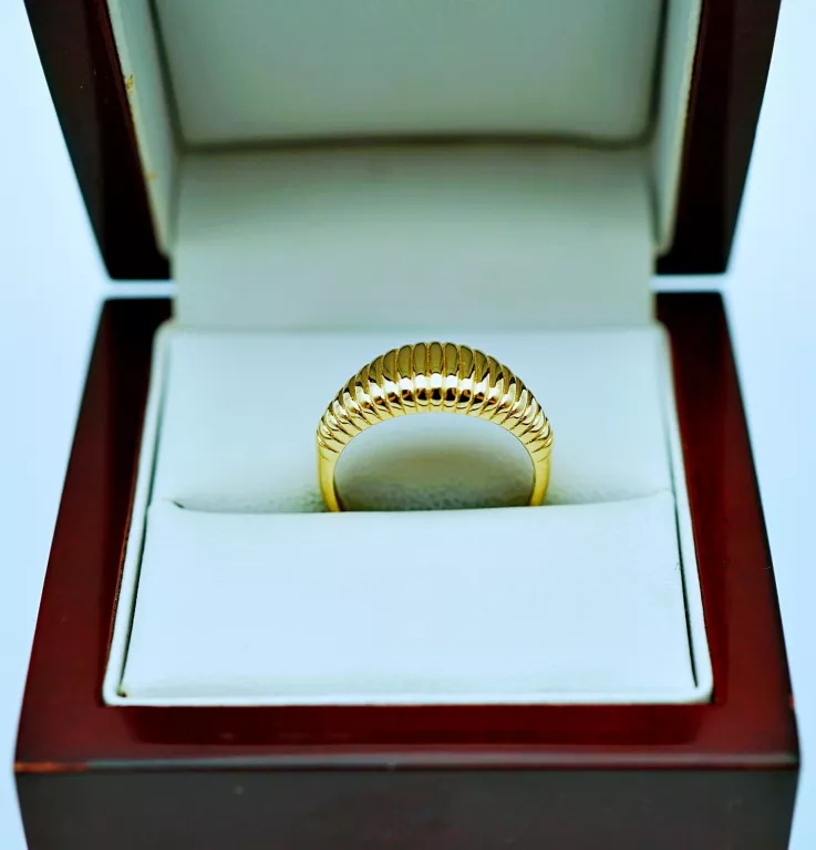 niezwykly-zloty-pierscionek-pr-585-108g-r17-14k-material-15835-2