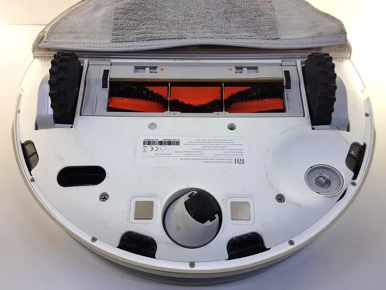 robot-sprzatajacy-xiaomi-bialy-z-mopowaniem-i-odkurzaniem-filtr-hepa-kod-producenta-robot-sprzatajacy-domowy-xiaomi
