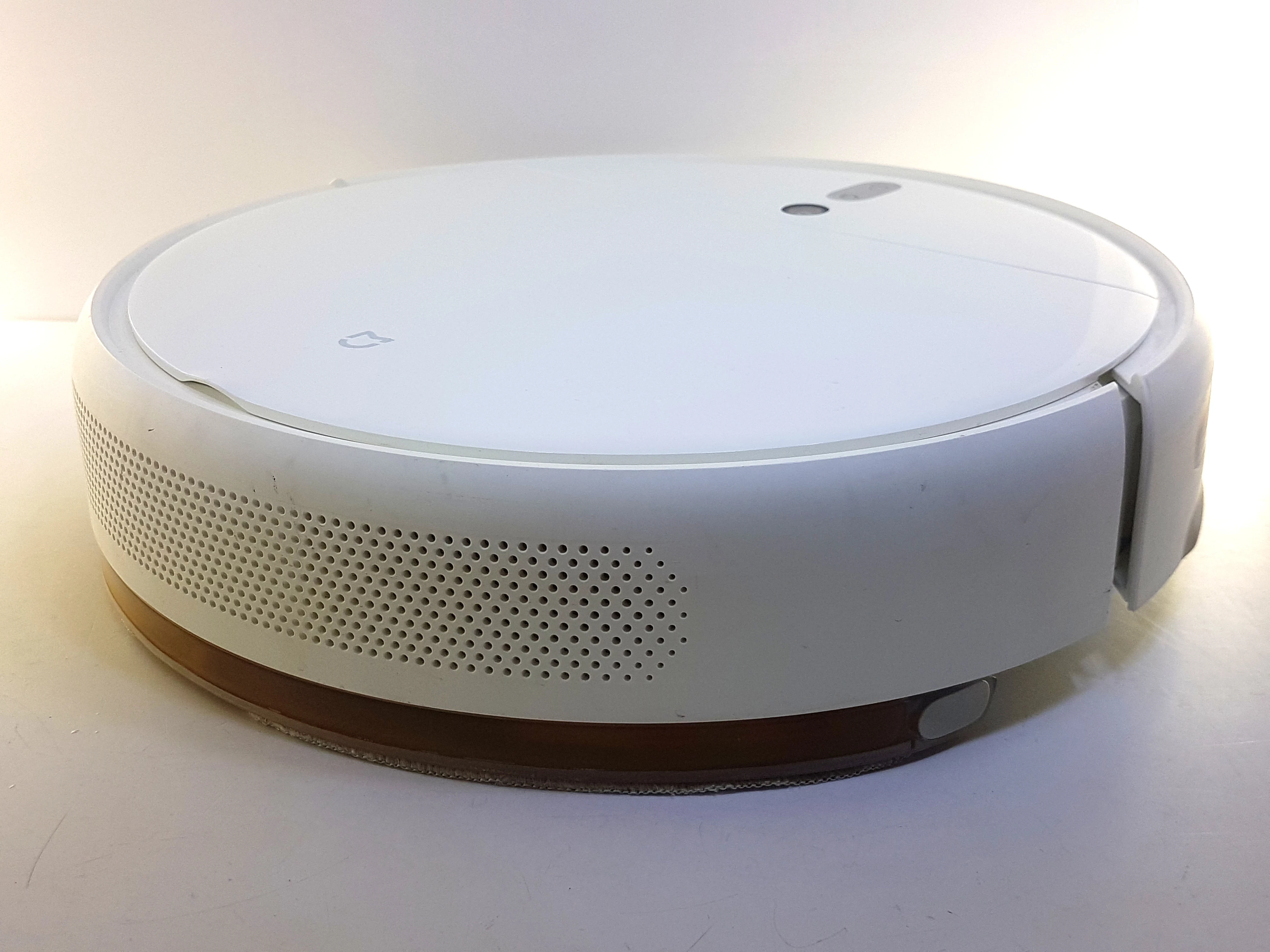 robot-sprzatajacy-xiaomi-bialy-z-mopowaniem-i-odkurzaniem-filtr-hepa-czujniki-205846-1