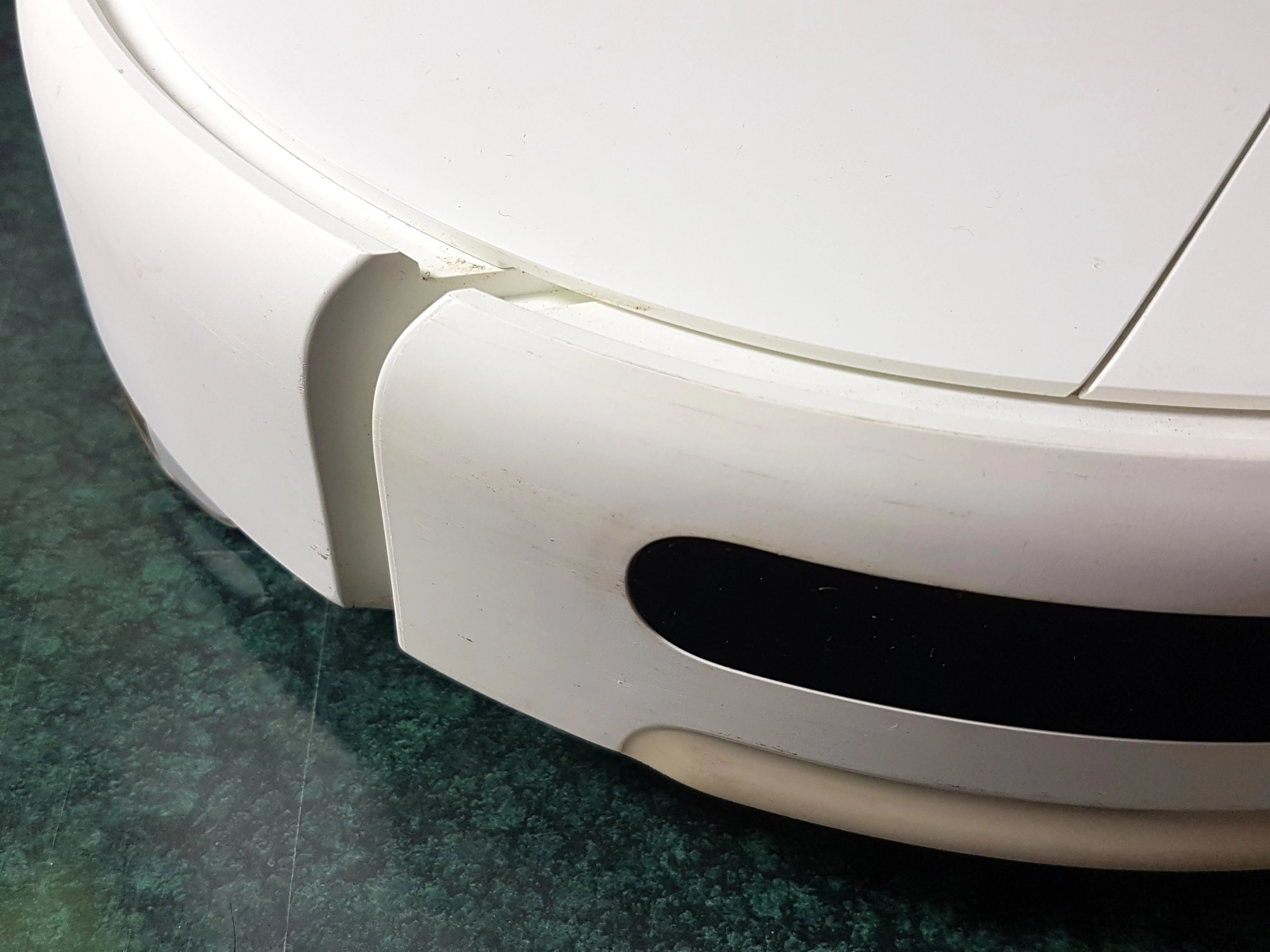 robot-sprzatajacy-xiaomi-bialy-z-mopowaniem-i-odkurzaniem-filtr-hepa-moc-4000