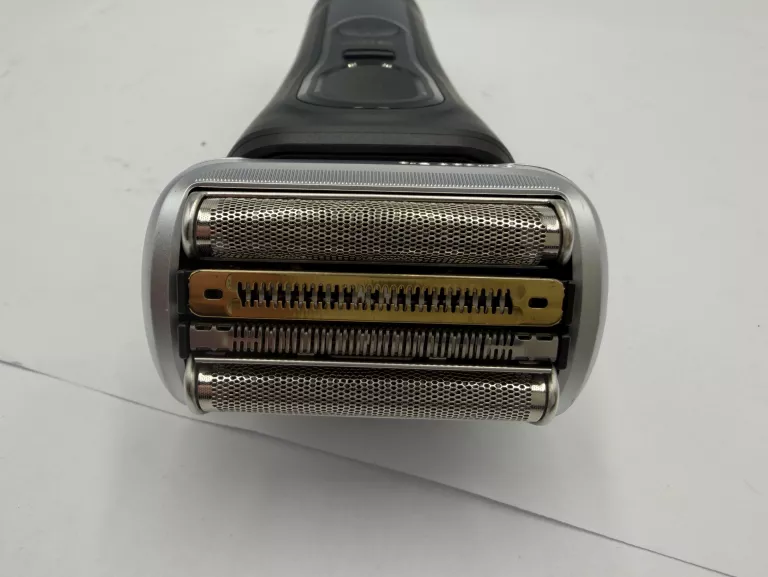 maszynka-do-golenia-braun-series-9-pro-9510s-typ-612-2