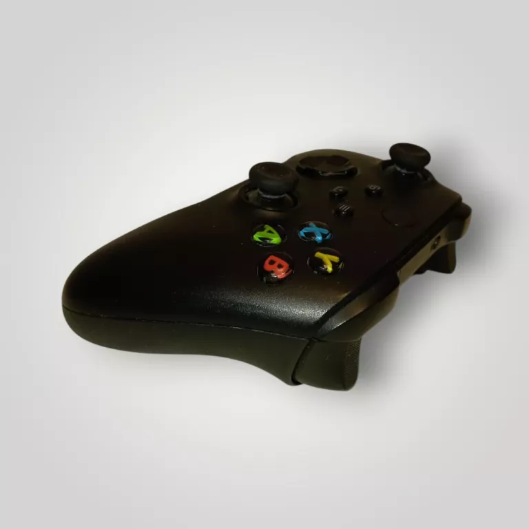 microsoft-xbox-kontroler-bezprzewodowy-czarny-stan-11323-2