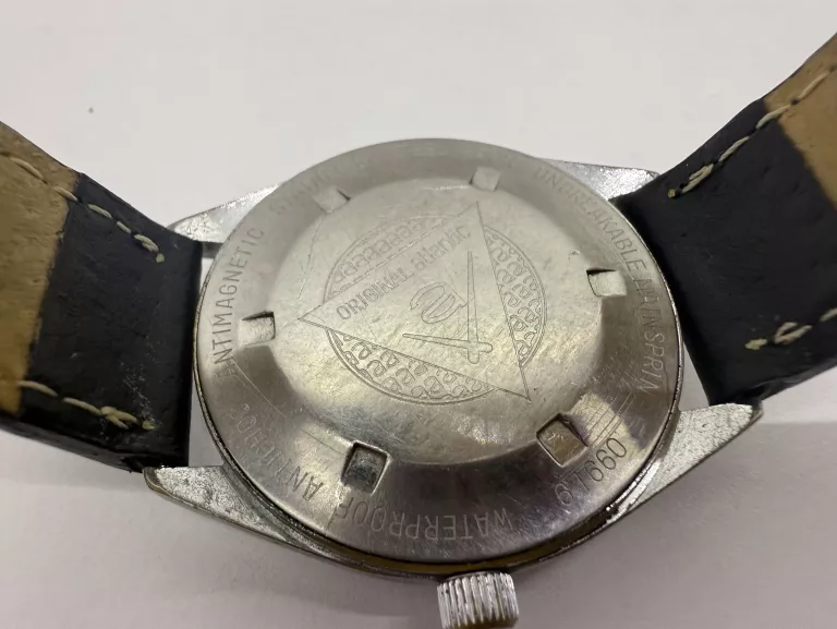 zegarek-atlantic-61660-worldmaster-ksztalt-koperty-129223-2