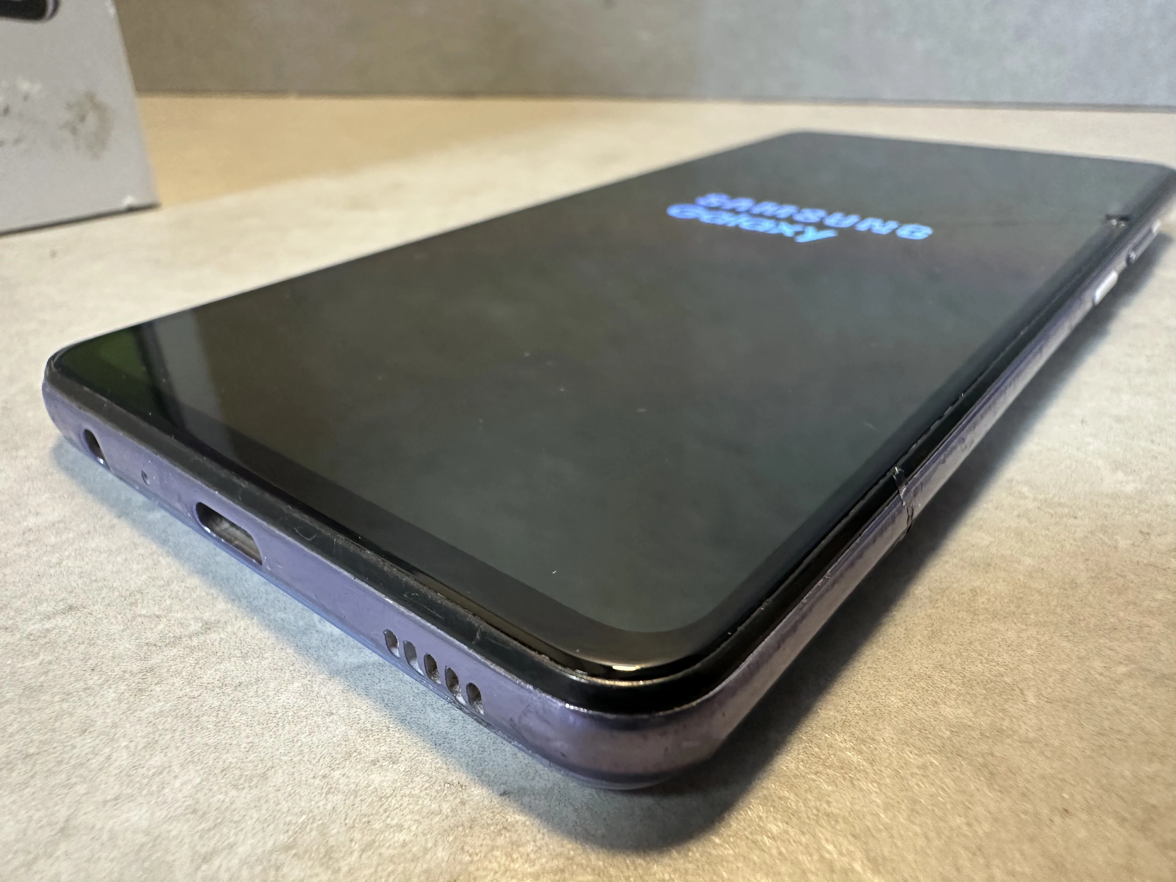 telefon-samsung-a52s-128gb-pekniety-pudelko-kod-producenta-sm-a528blvdeub