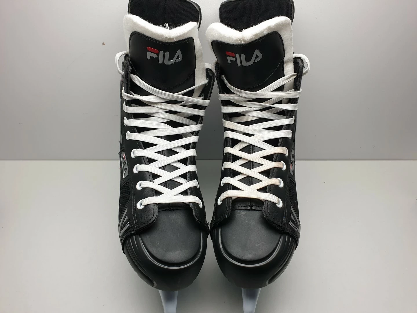 lyzwy-hokejowe-meskie-fila-viper-hc-czarne-r44-model-viper-hc-plus