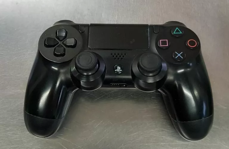 konsola-ps4-fat-500gb-pad-okablowanie-ean-gtin-0711719874812