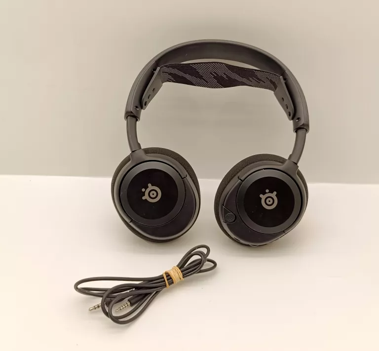 sluchawki-wokoluszne-steelseries-arctis-nova-1-krakowska-94-andrychow