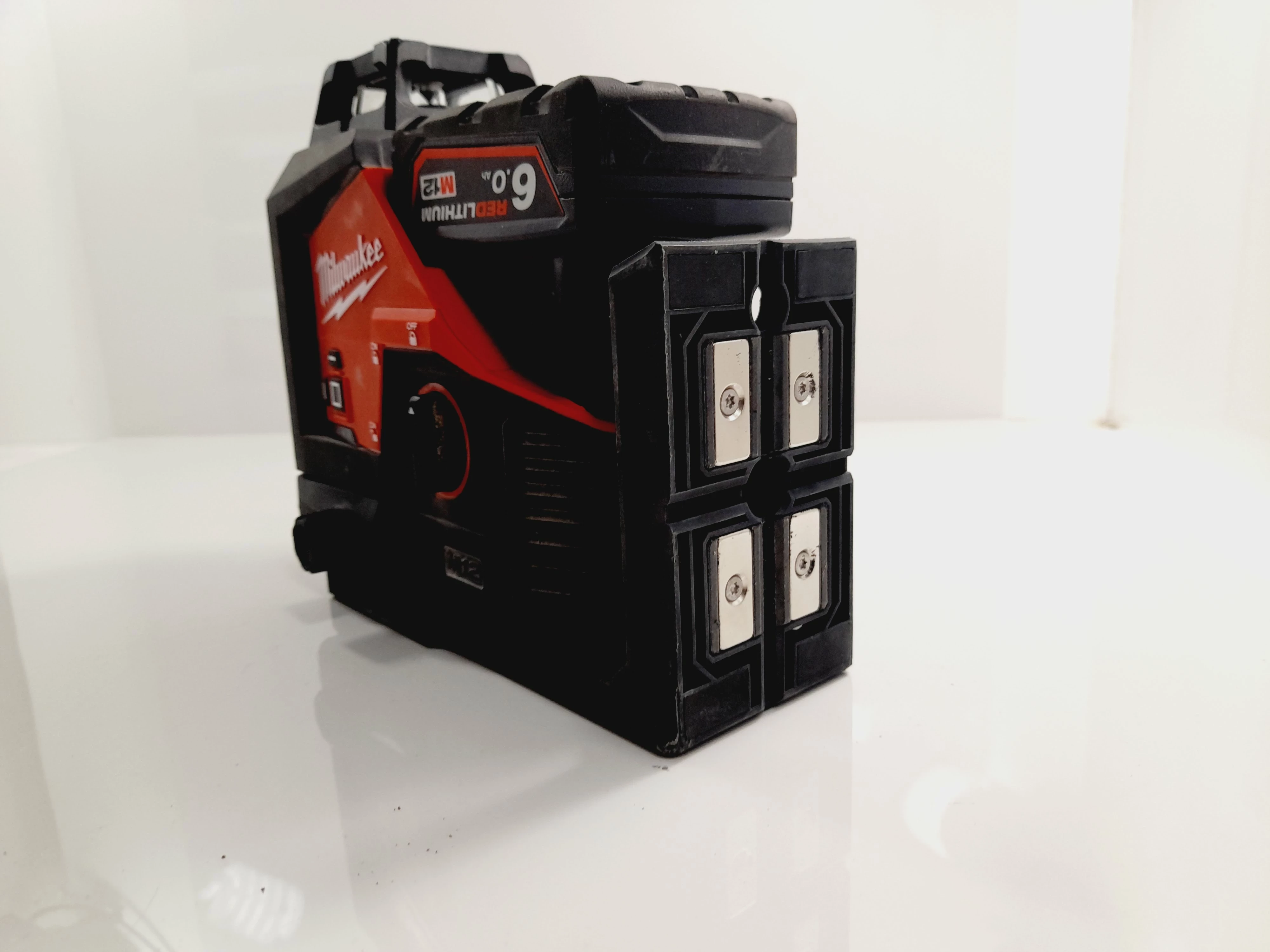 laser-milwaukee-m12-3pl-maksymalny-zasieg-pracy-38